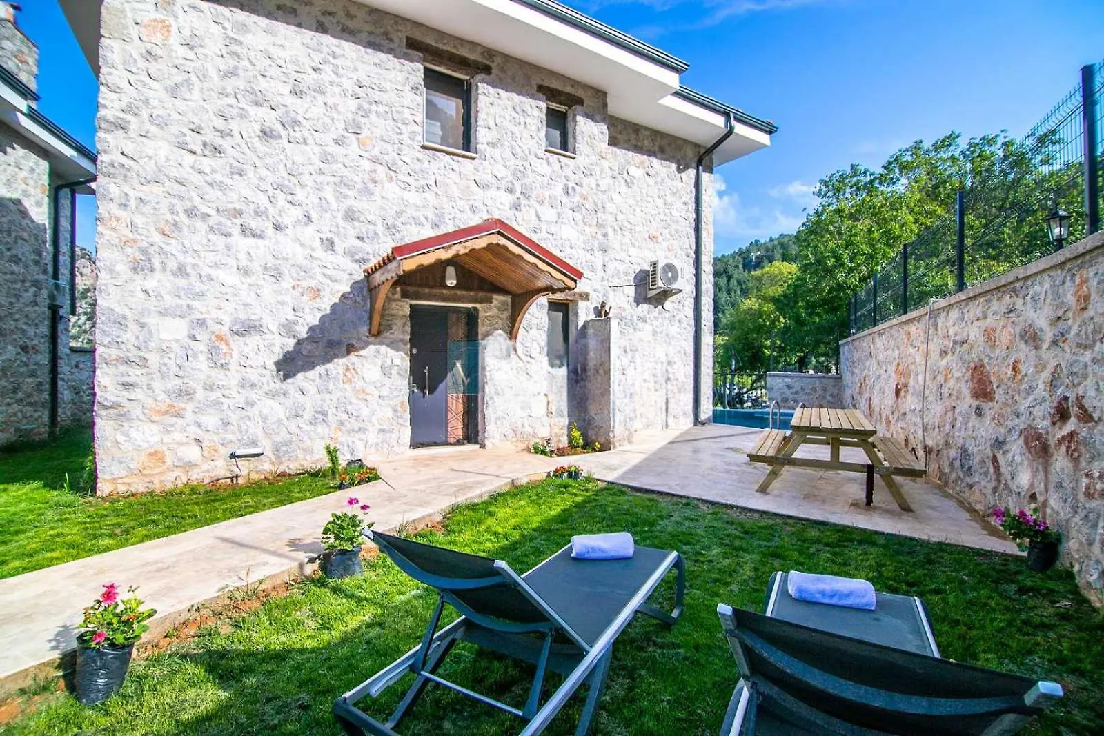 Dadya Villa-3 Marmaris Turgut Oezel Havuzlu Villa Μούγκλα